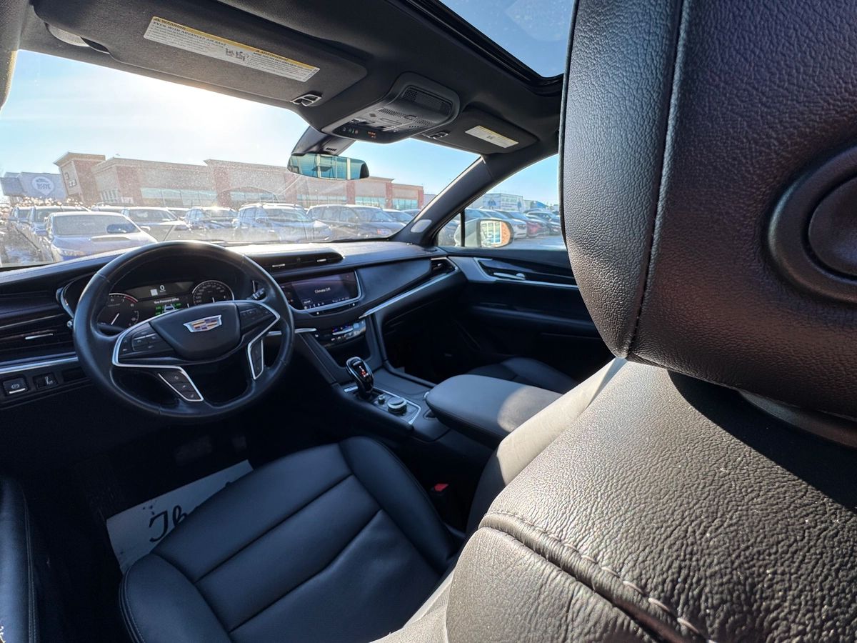 2023 Cadillac XT5 - Image 19