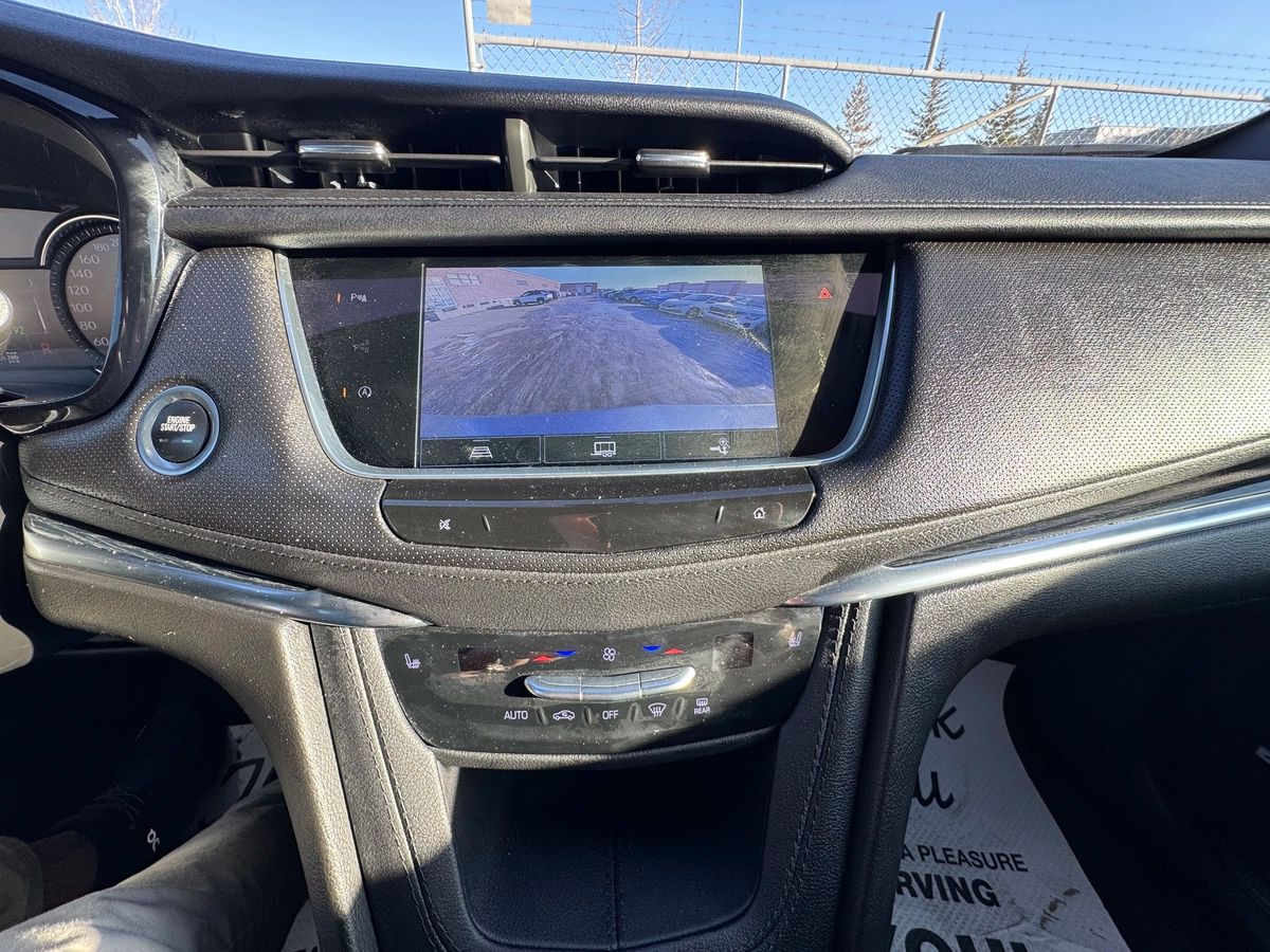 2023 Cadillac XT5 - Image 31