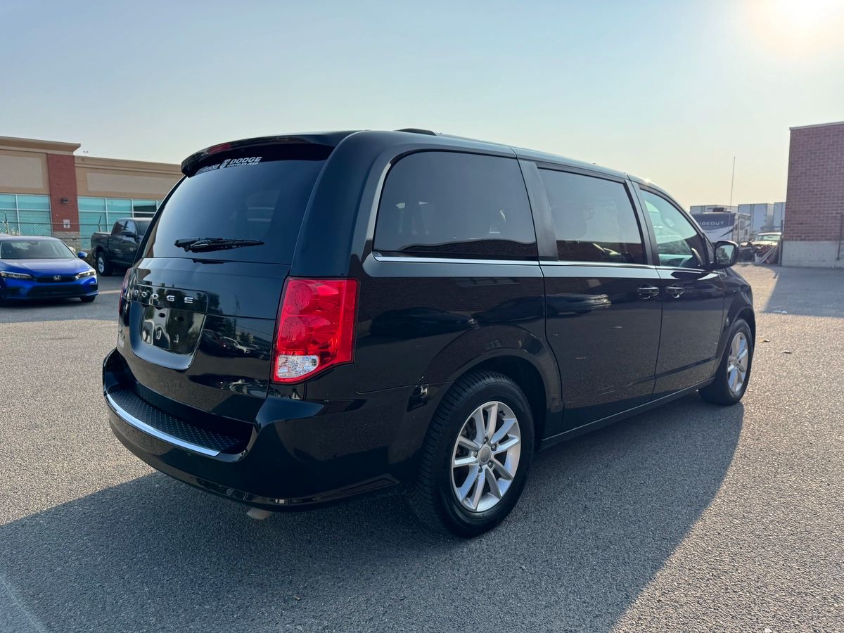 2020 Dodge Grand Caravan - Image 5