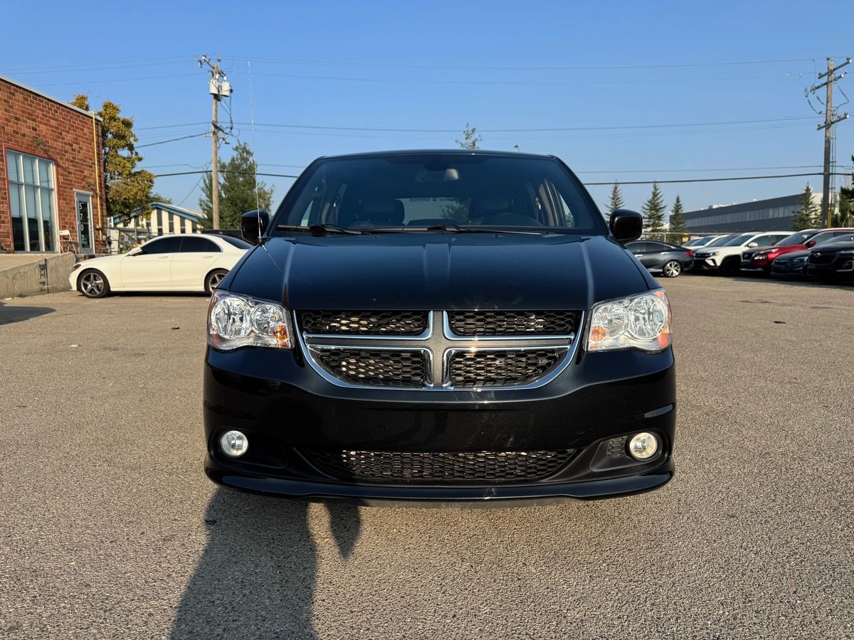 2020 Dodge Grand Caravan - Image 2