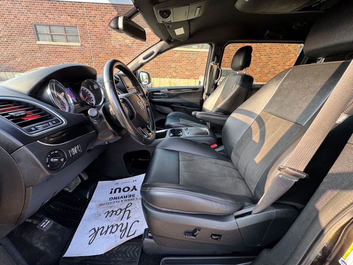 2020 Dodge Grand Caravan - Image 13