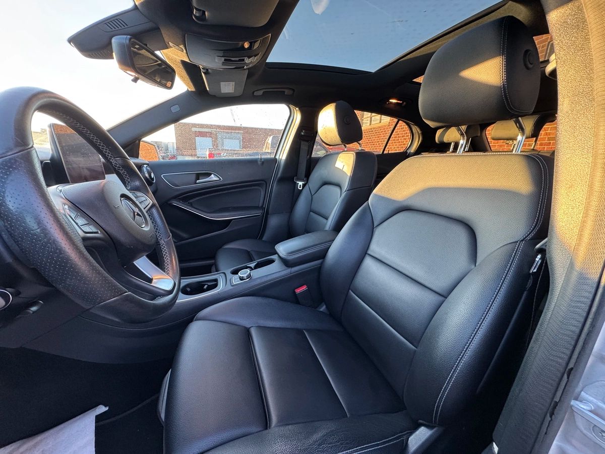 2017 Mercedes-Benz GLA - Image 14