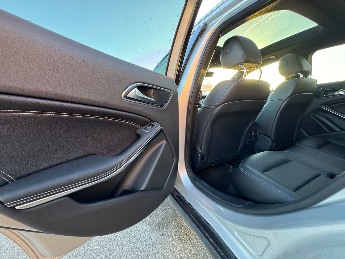 2017 Mercedes-Benz GLA - Image 17