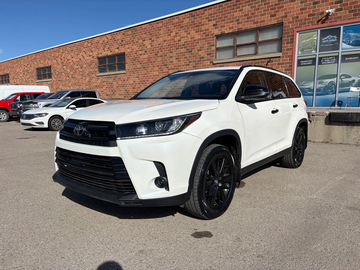 2019 Toyota Highlander - Image 1