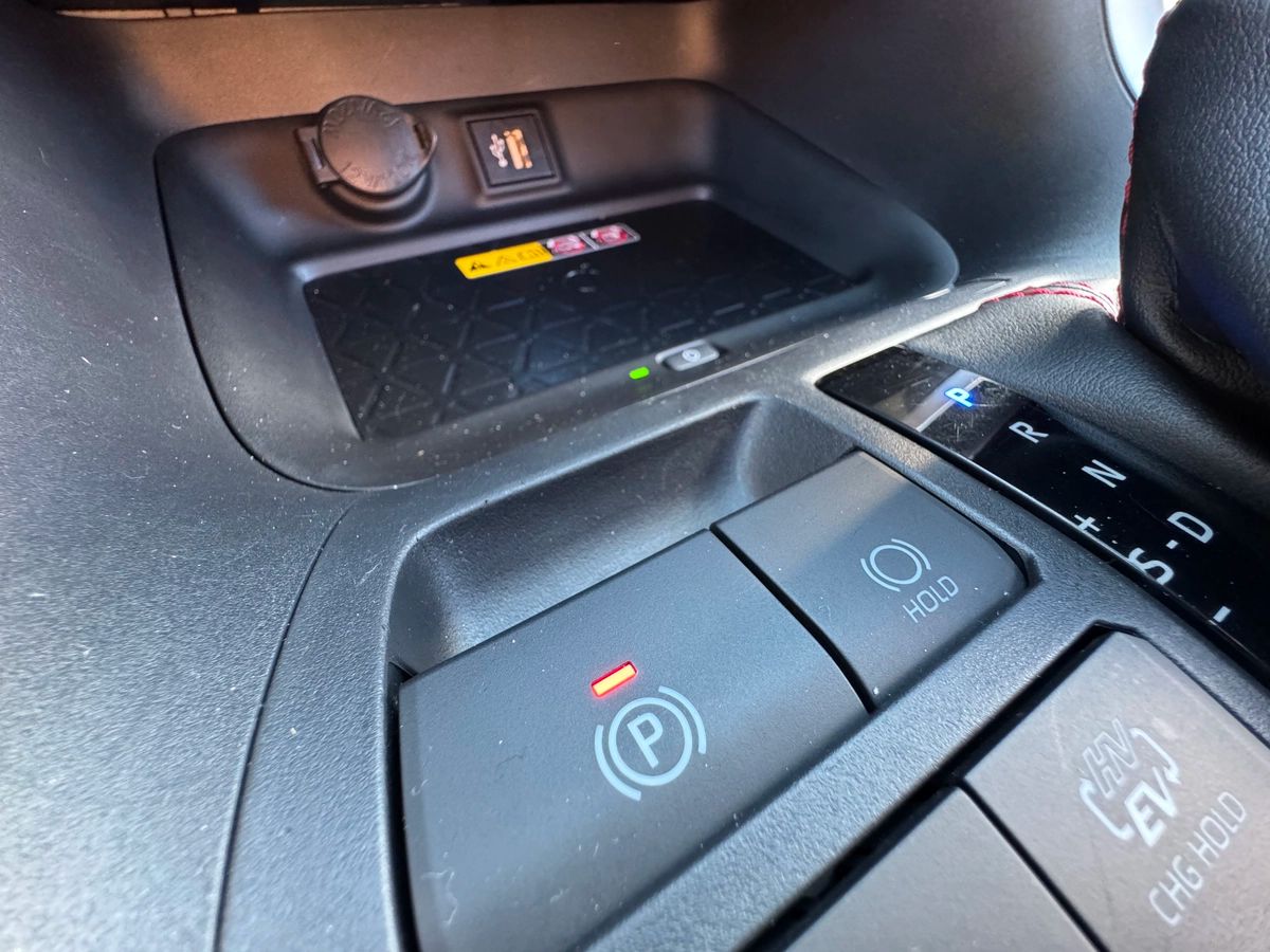 2023 Toyota RAV4 Prime - Image 32