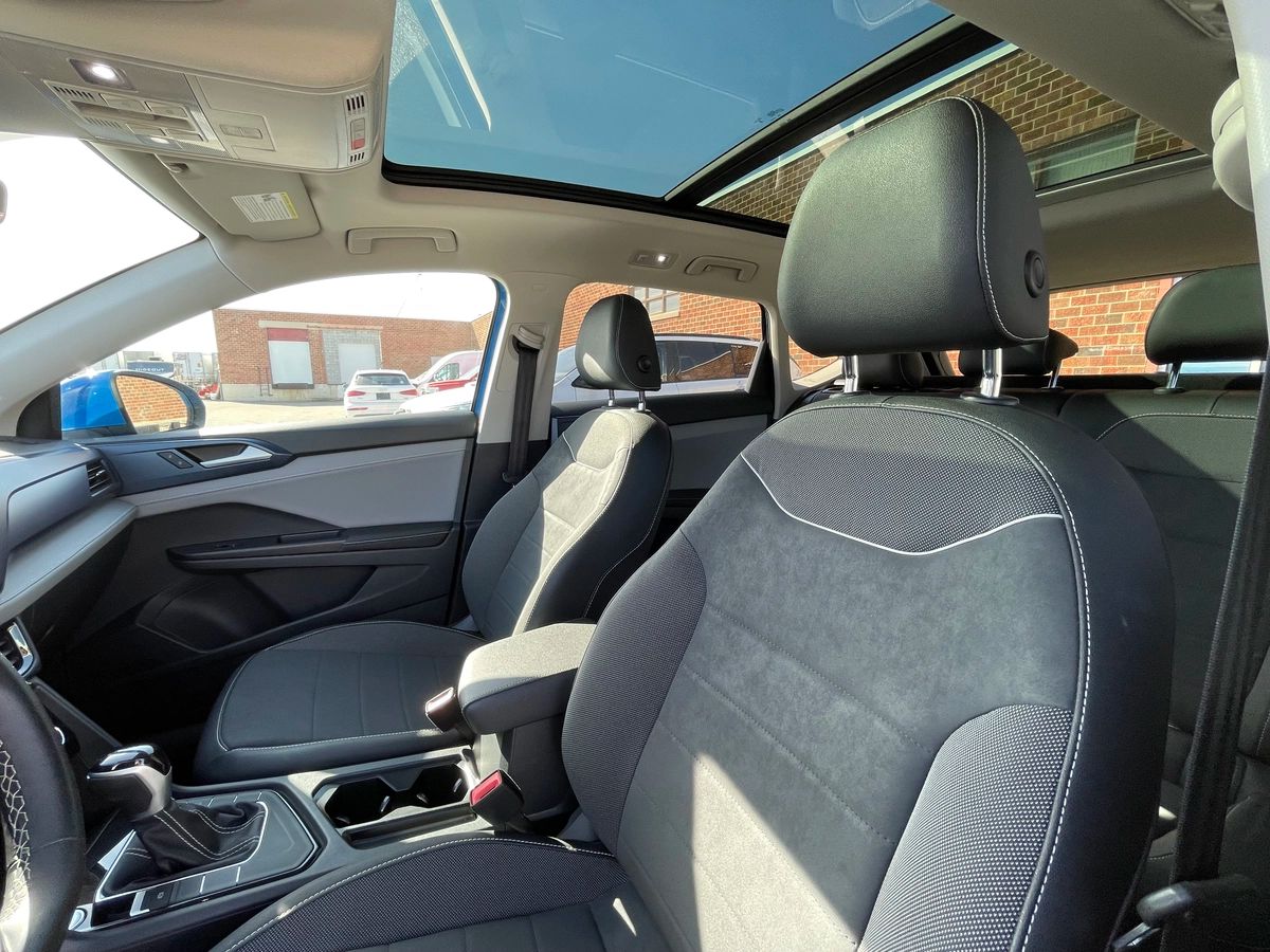 2024 Volkswagen Taos - Image 12