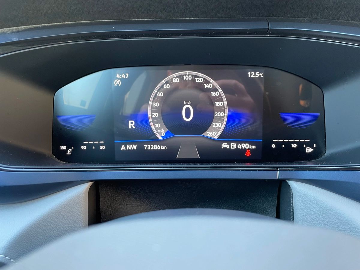 2024 Volkswagen Taos - Image 9
