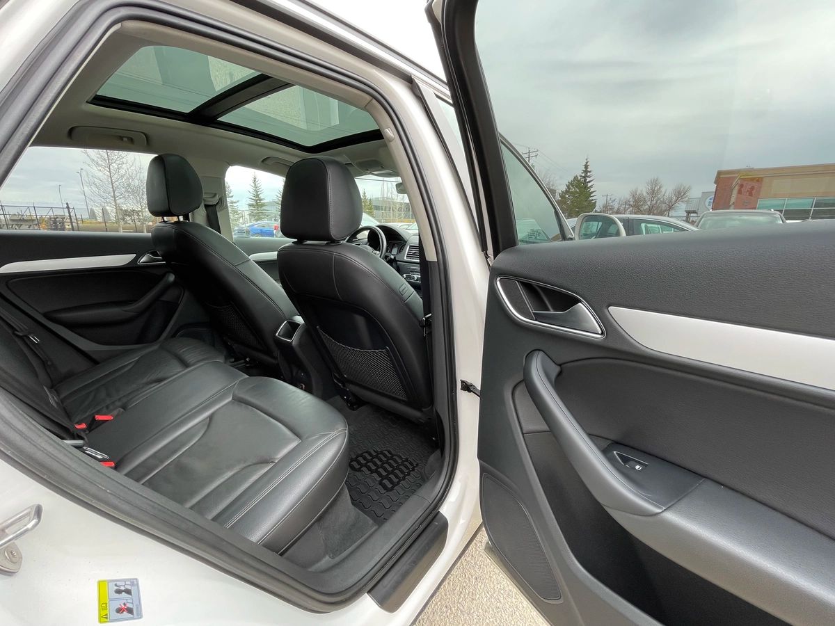 2016 Audi Q3 - Image 20