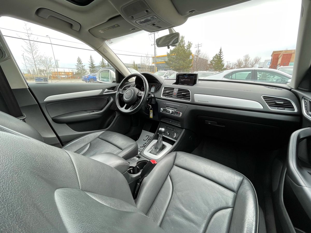 2016 Audi Q3 - Image 23