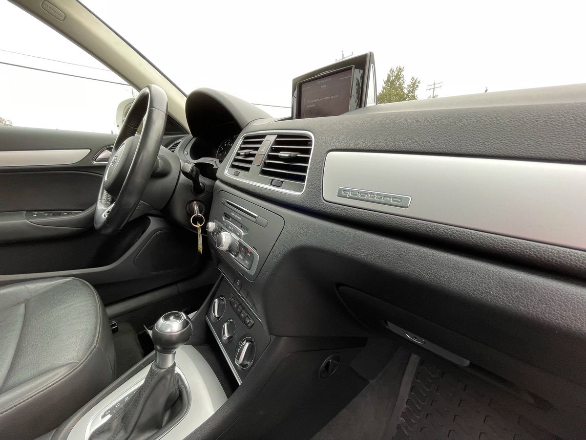 2016 Audi Q3 - Image 28