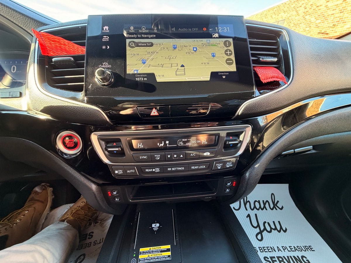 2024 Honda Passport - Image 30