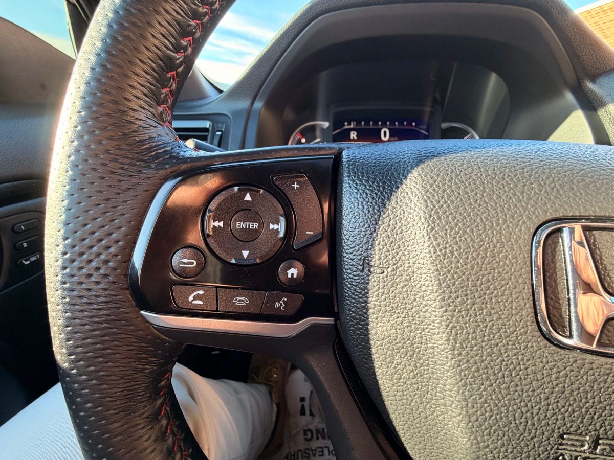 2024 Honda Passport - Image 35