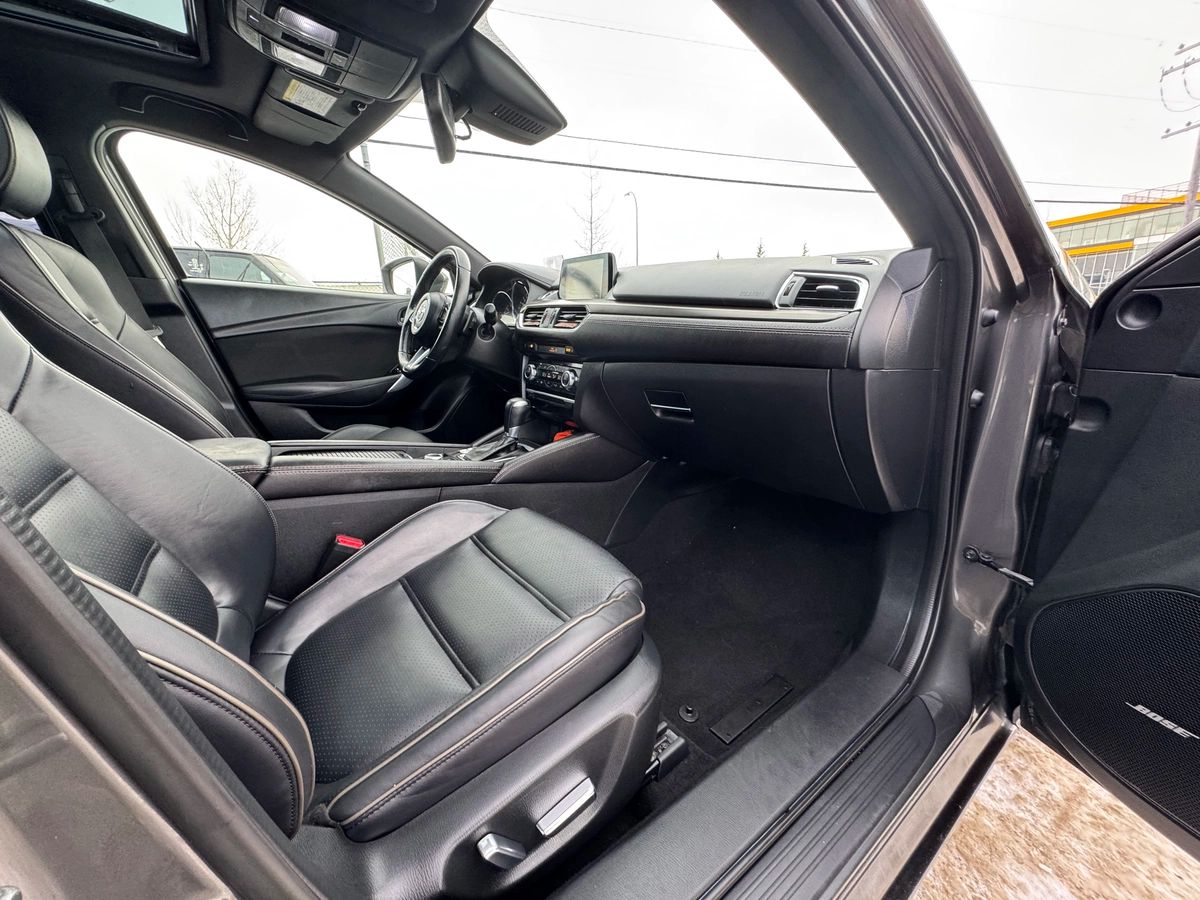 2017 Mazda Mazda6 - Image 22