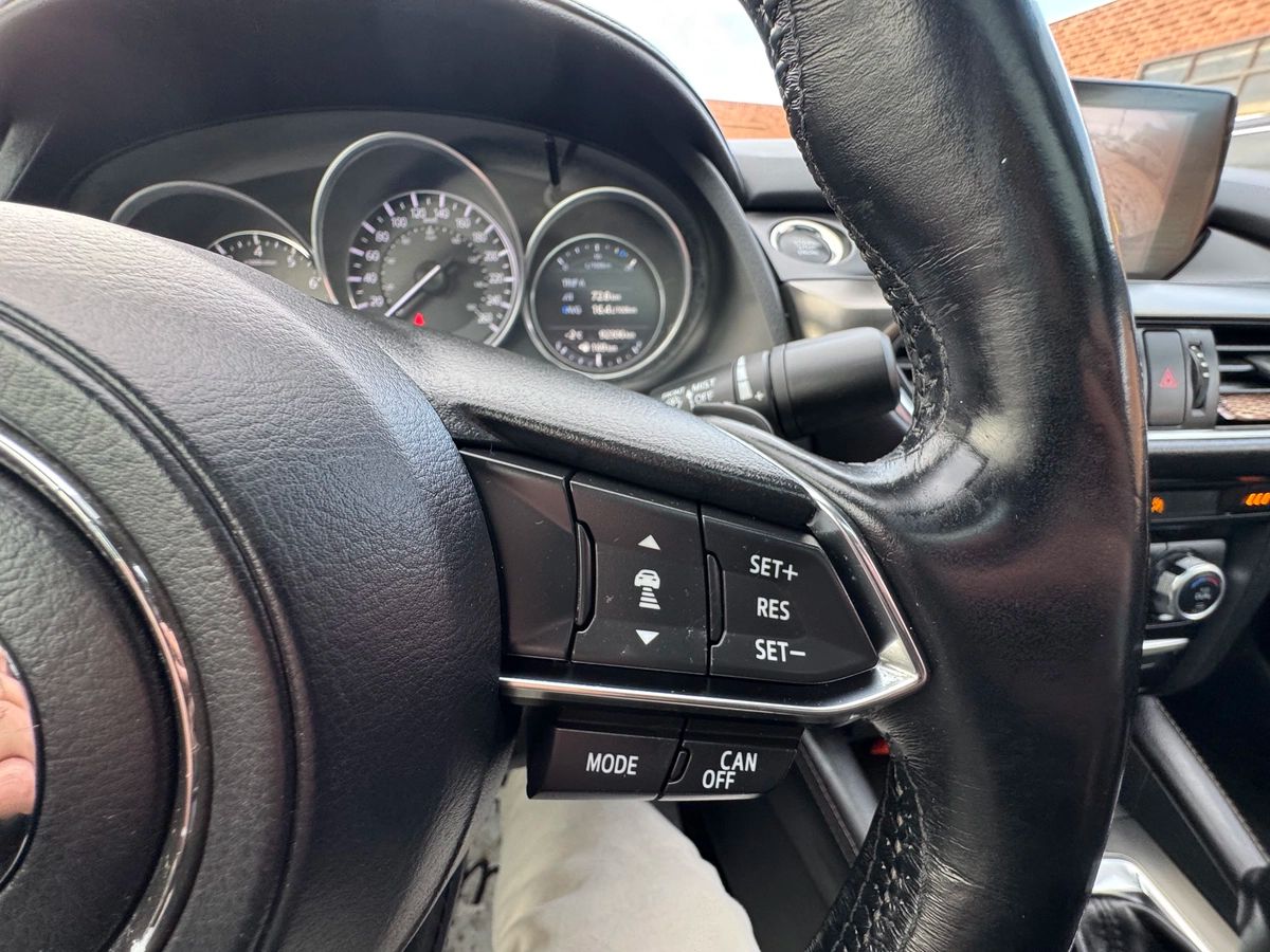 2017 Mazda Mazda6 - Image 29