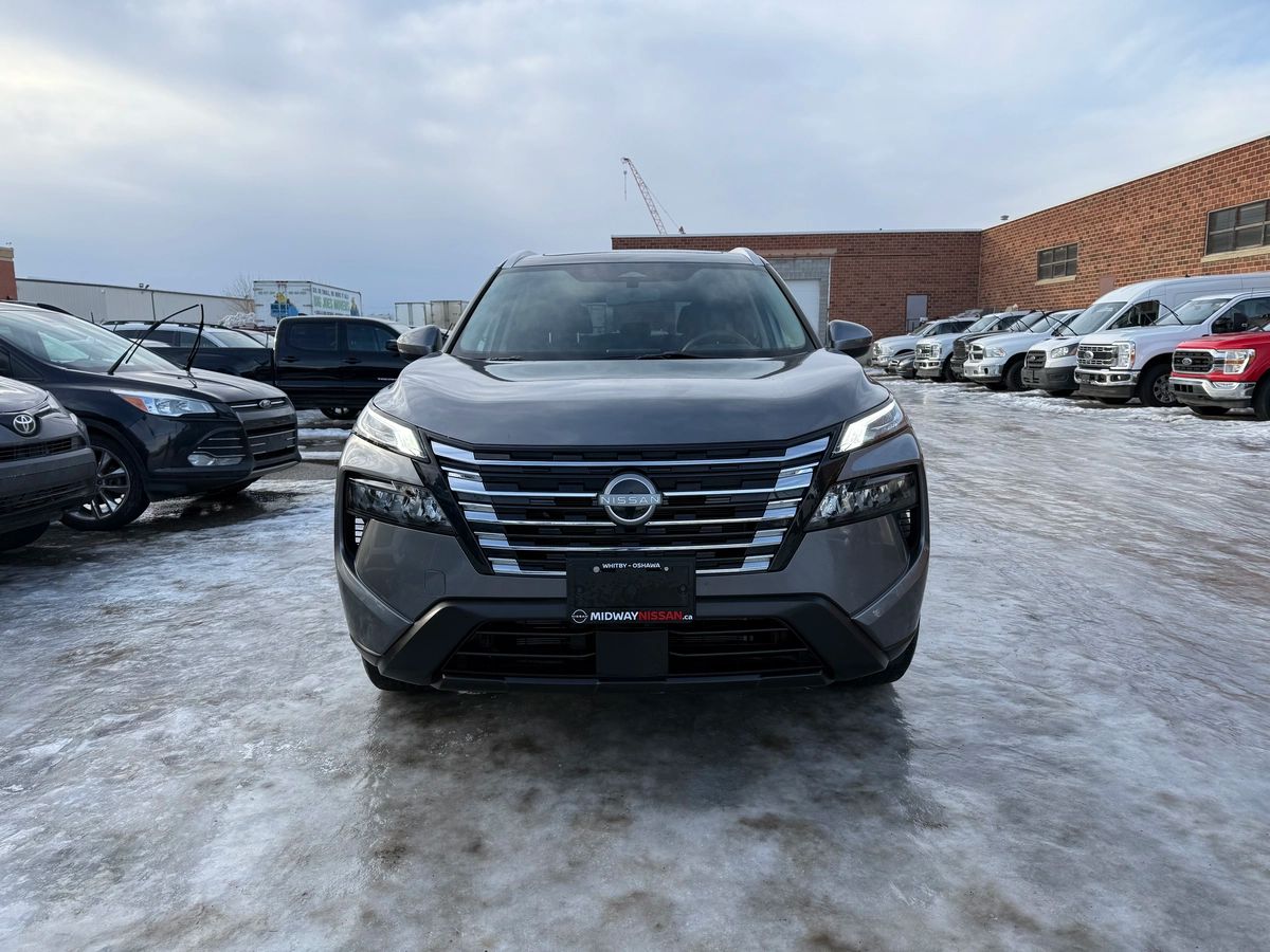 2024 Nissan Rogue - Image 3