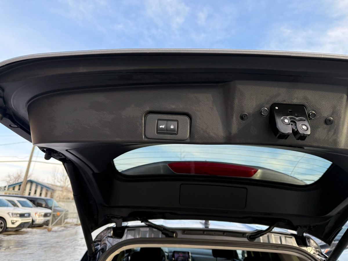 2024 Nissan Rogue - Image 12