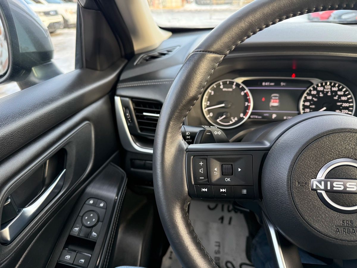 2024 Nissan Rogue - Image 28