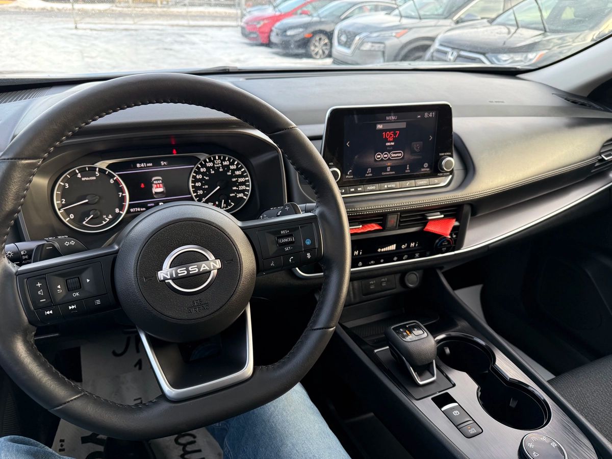 2024 Nissan Rogue - Image 30