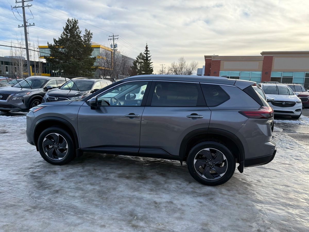 2024 Nissan Rogue - Image 10