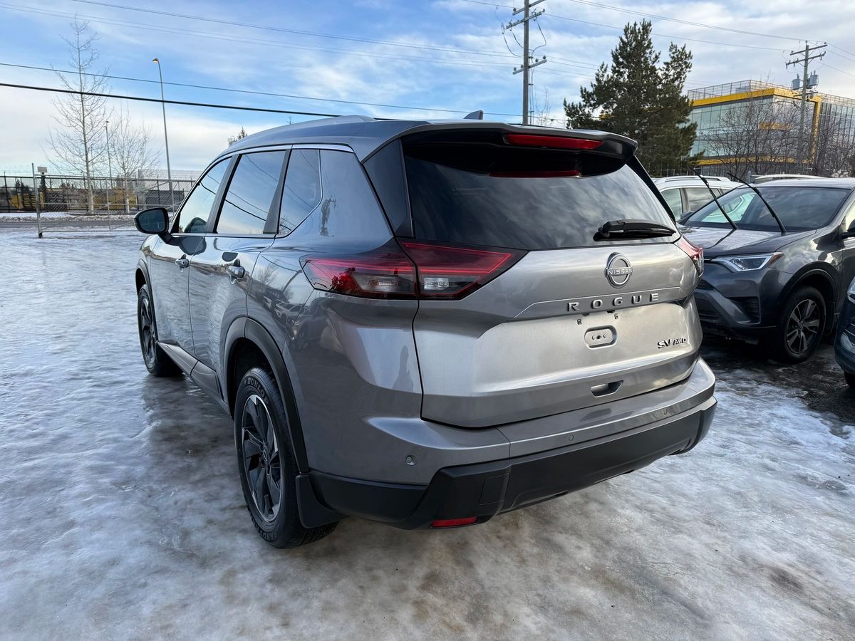 2024 Nissan Rogue - Image 9