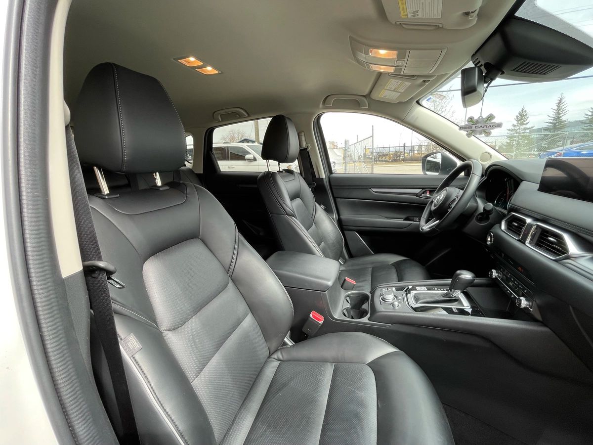 2025 Mazda CX-5 - Image 24