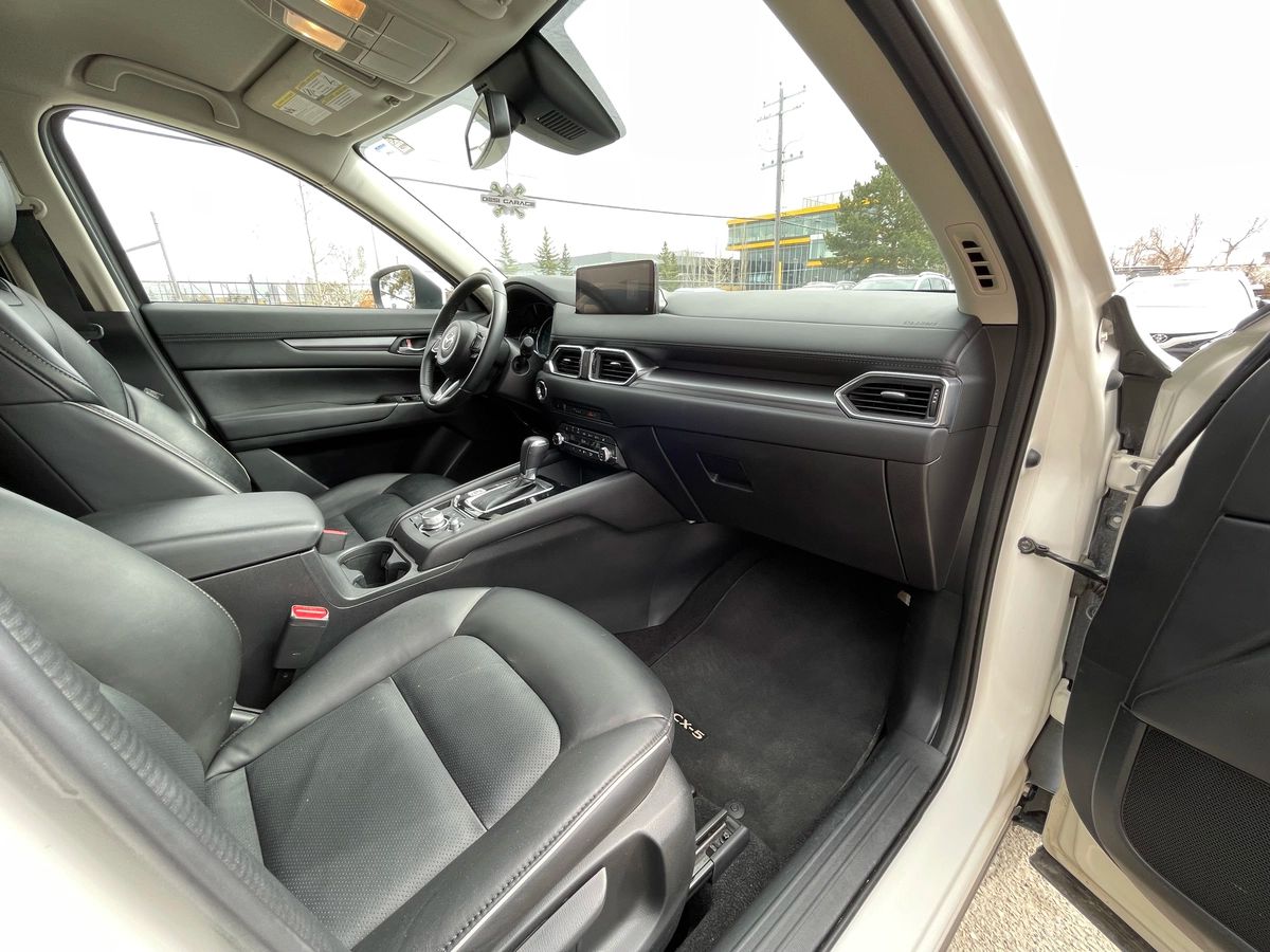 2025 Mazda CX-5 - Image 23