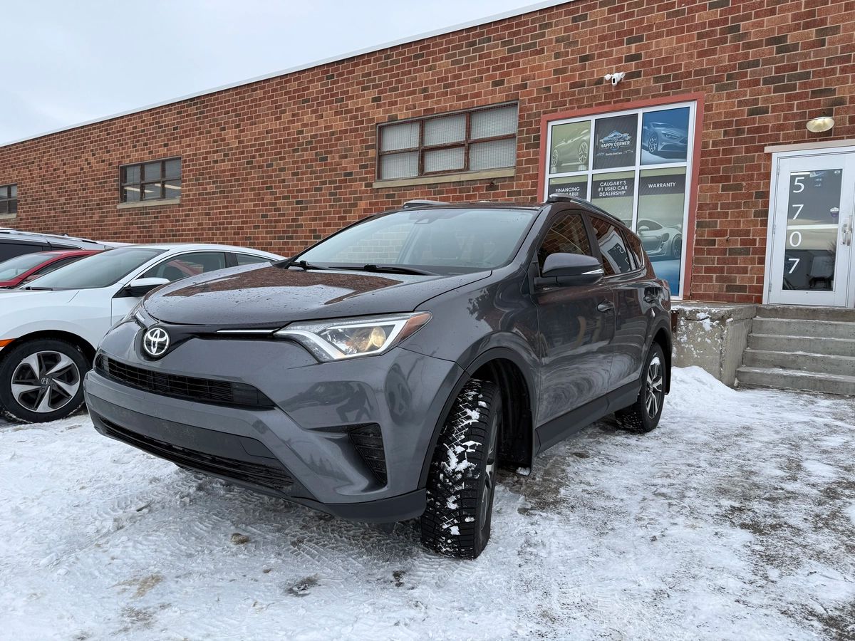 2018 Toyota RAV4 - Image 2