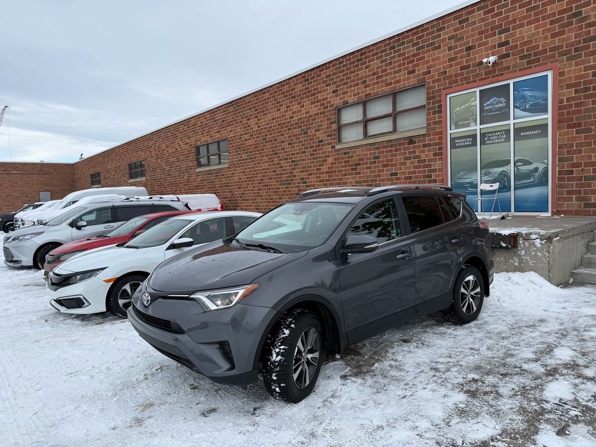 2018 Toyota RAV4 - Image 1