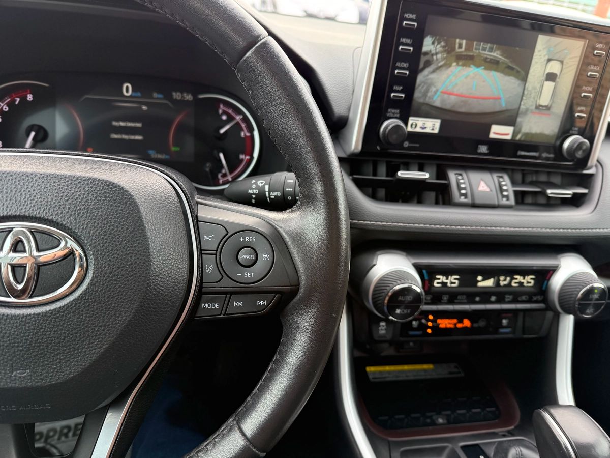 2021 Toyota RAV4 - Image 28