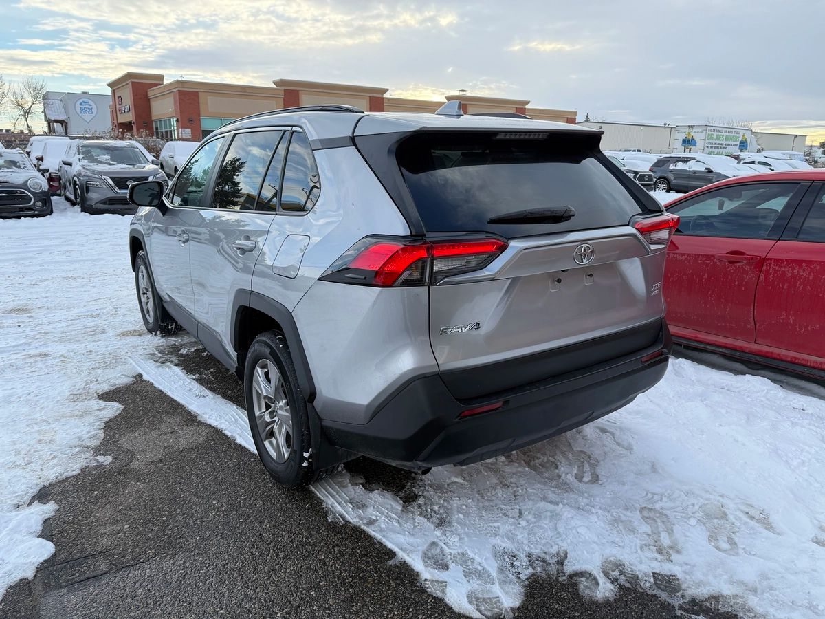 2023 Toyota RAV4 - Image 7