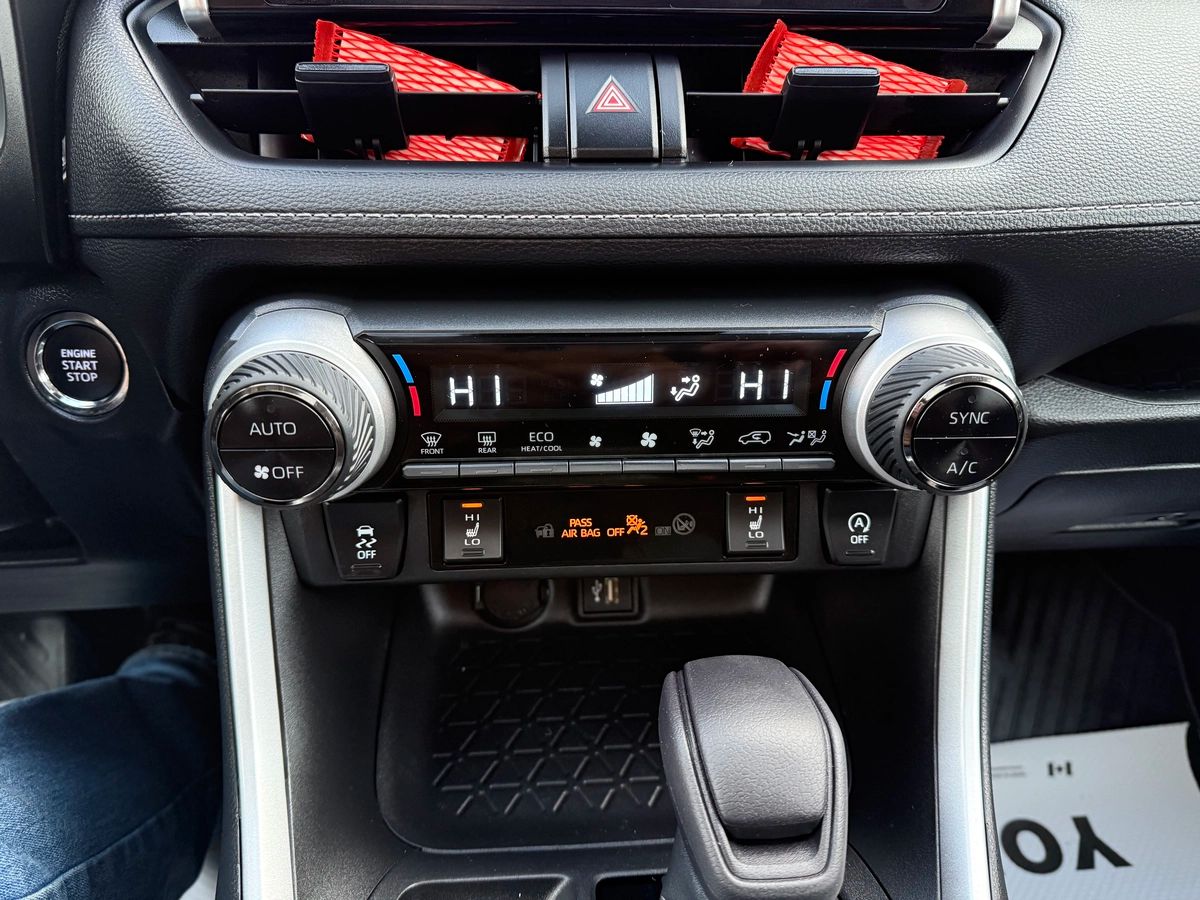 2023 Toyota RAV4 - Image 24