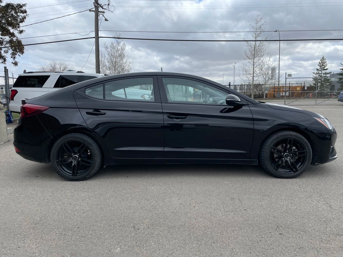 2020 Hyundai Elantra - Image 4