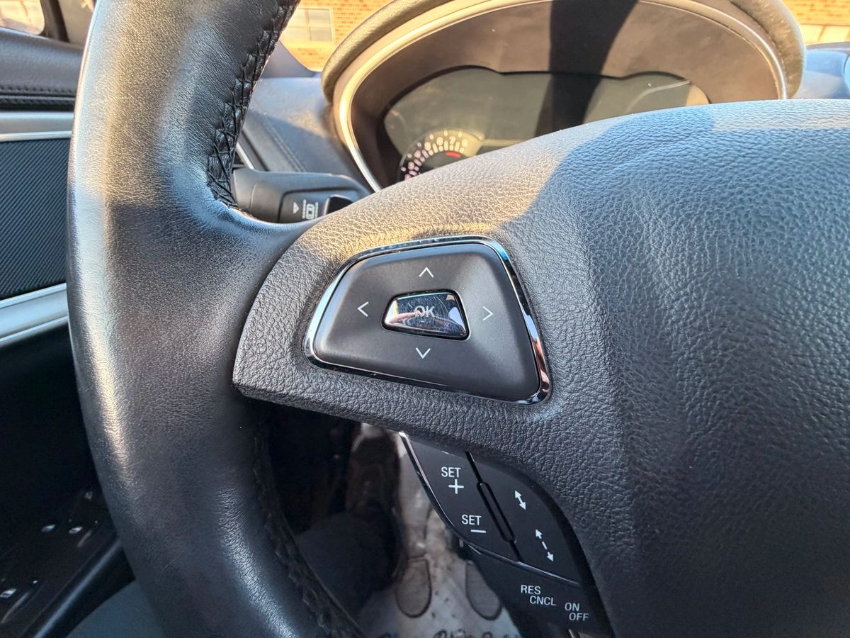 2017 Lincoln MKX - Image 38