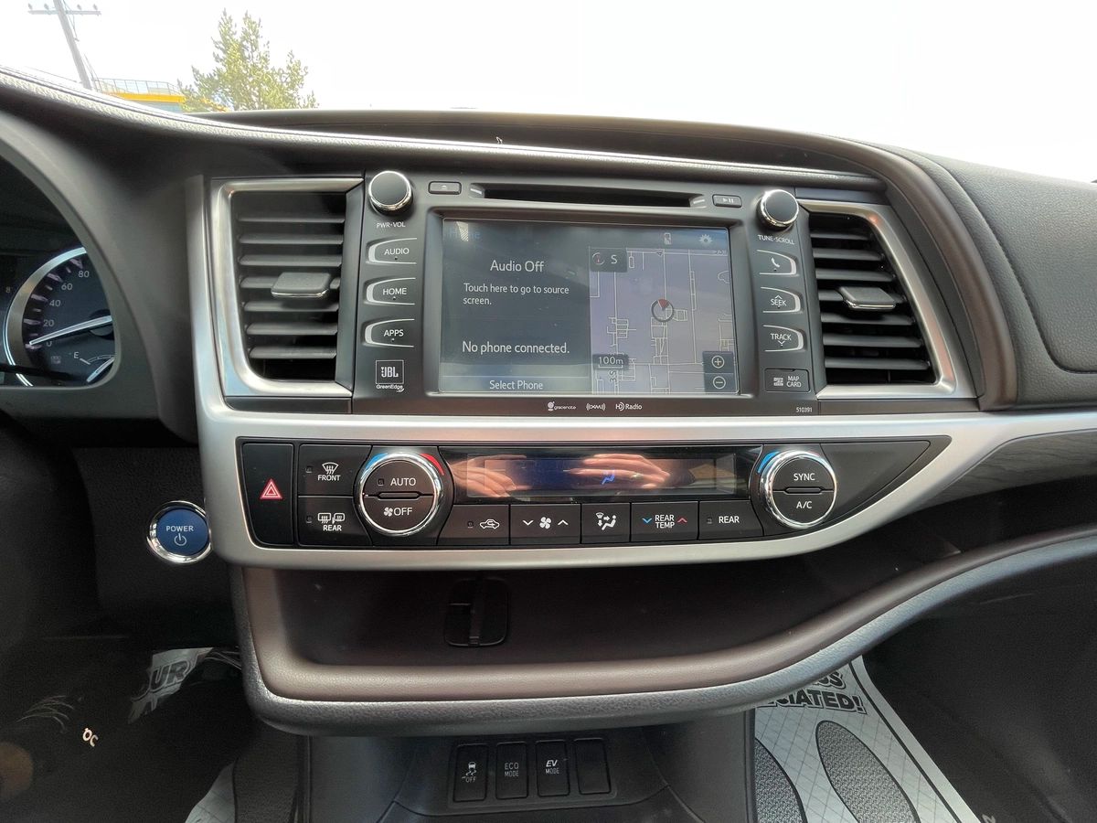 2019 Toyota Highlander Hybrid - Image 33