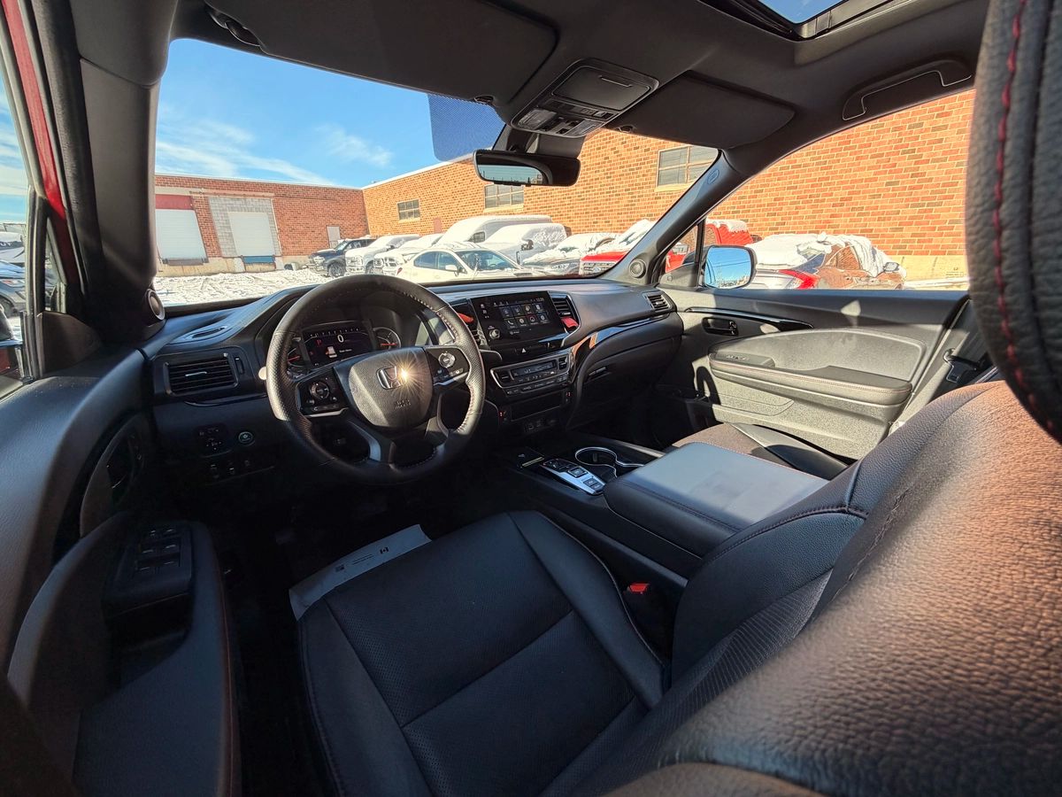 2024 Honda Passport - Image 17