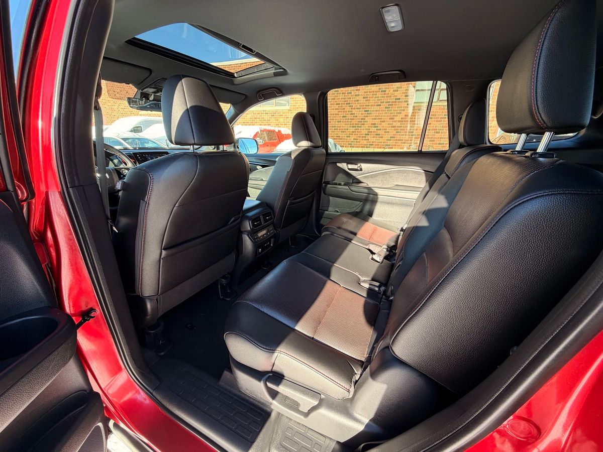 2024 Honda Passport - Image 14