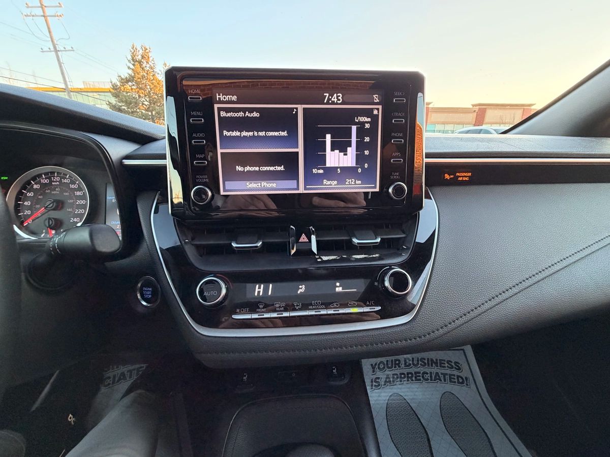 2020 Toyota Corolla - Image 25