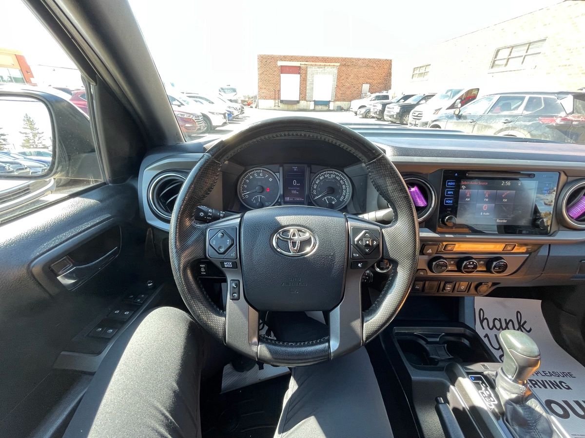2016 Toyota Tacoma - Image 22