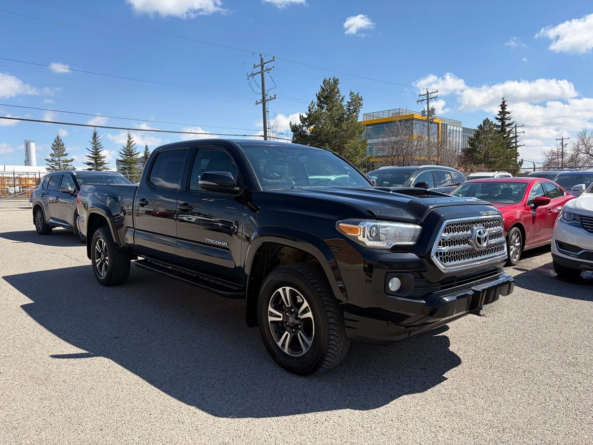 2016 Toyota Tacoma - Image 3