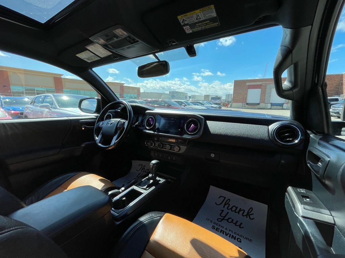 2016 Toyota Tacoma - Image 17
