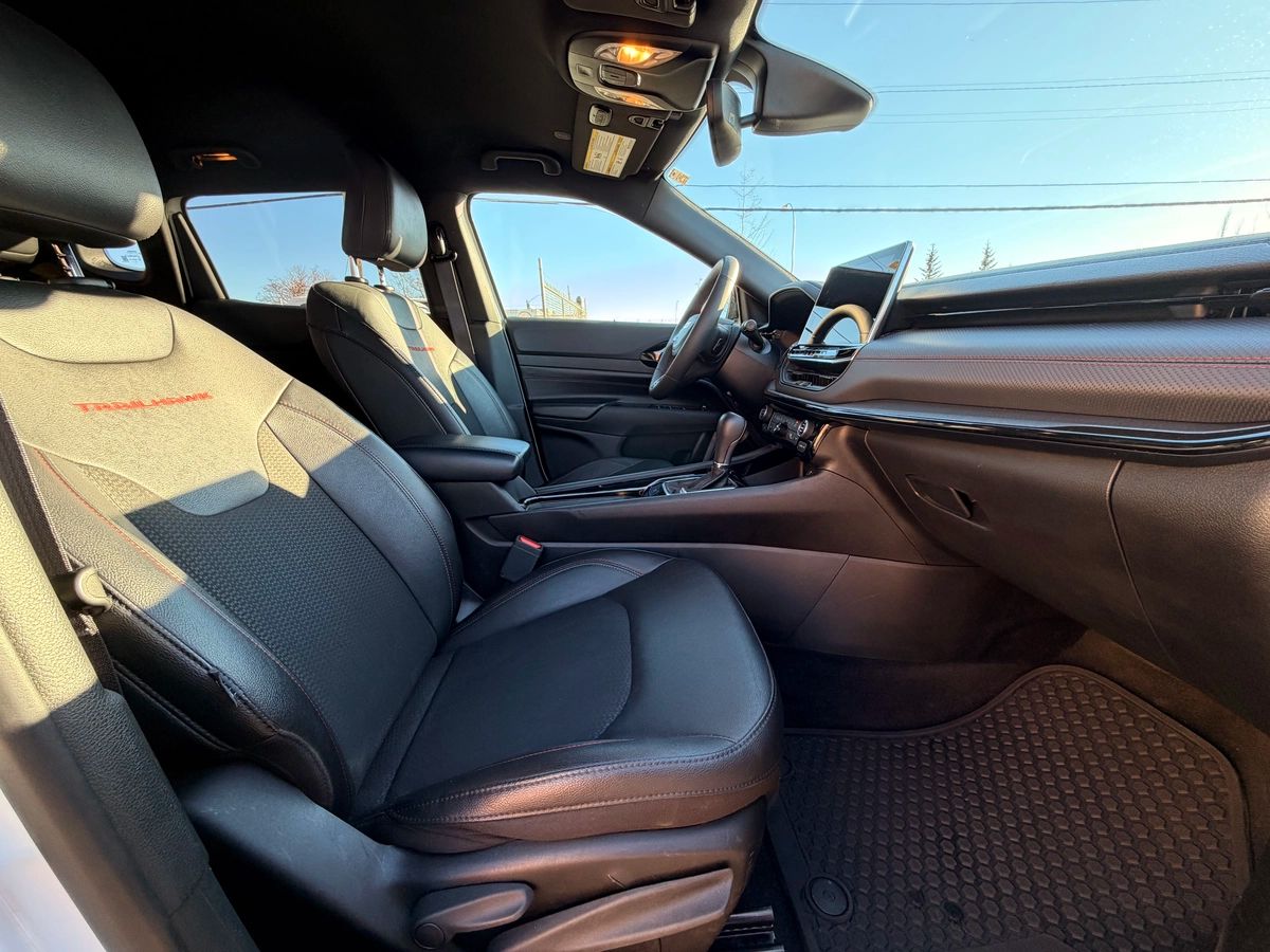 2024 Jeep Compass - Image 23