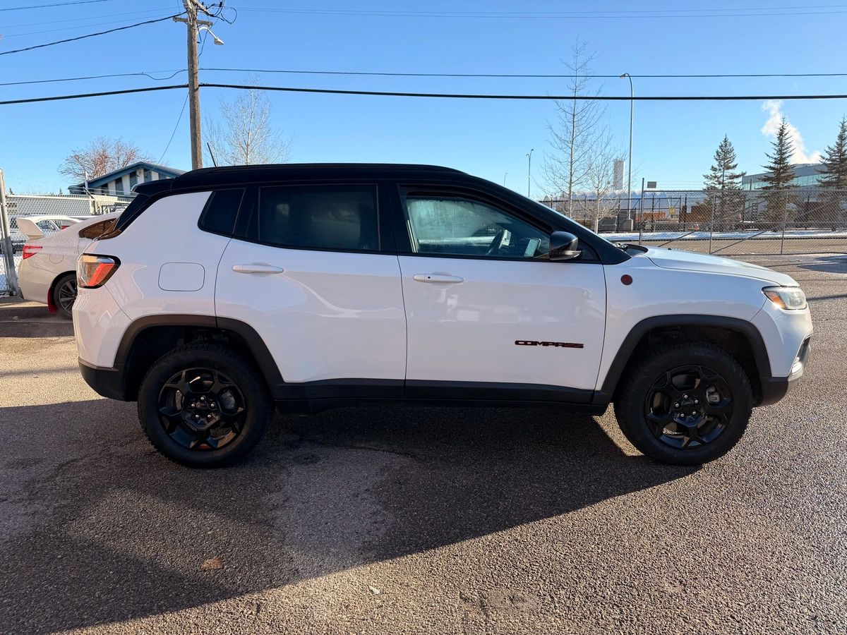 2024 Jeep Compass - Image 4