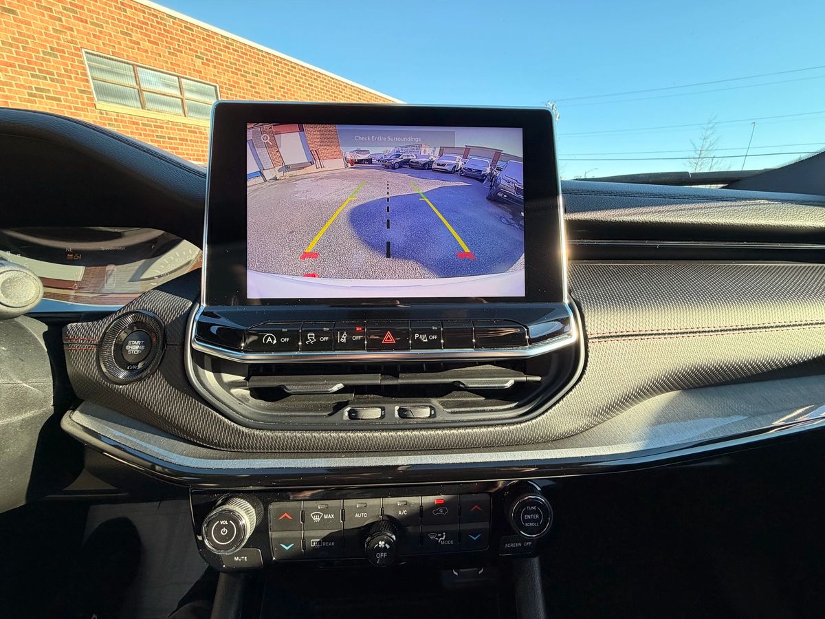 2024 Jeep Compass - Image 27