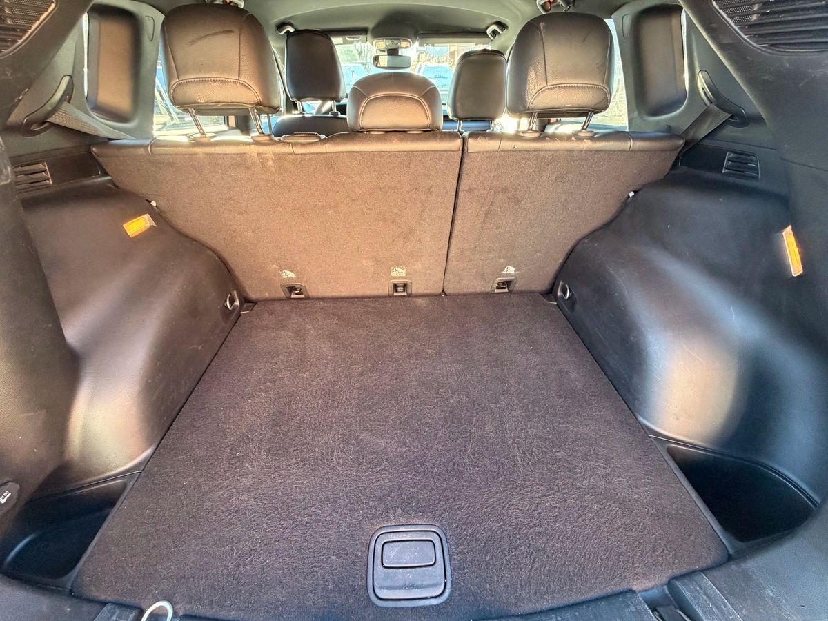 2024 Jeep Compass - Image 17