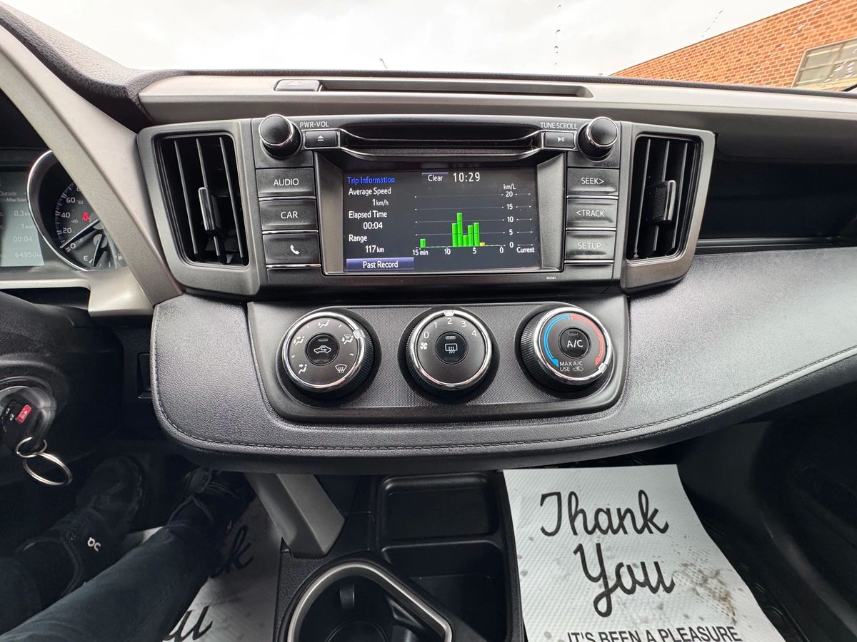 2018 Toyota RAV4 - Image 28