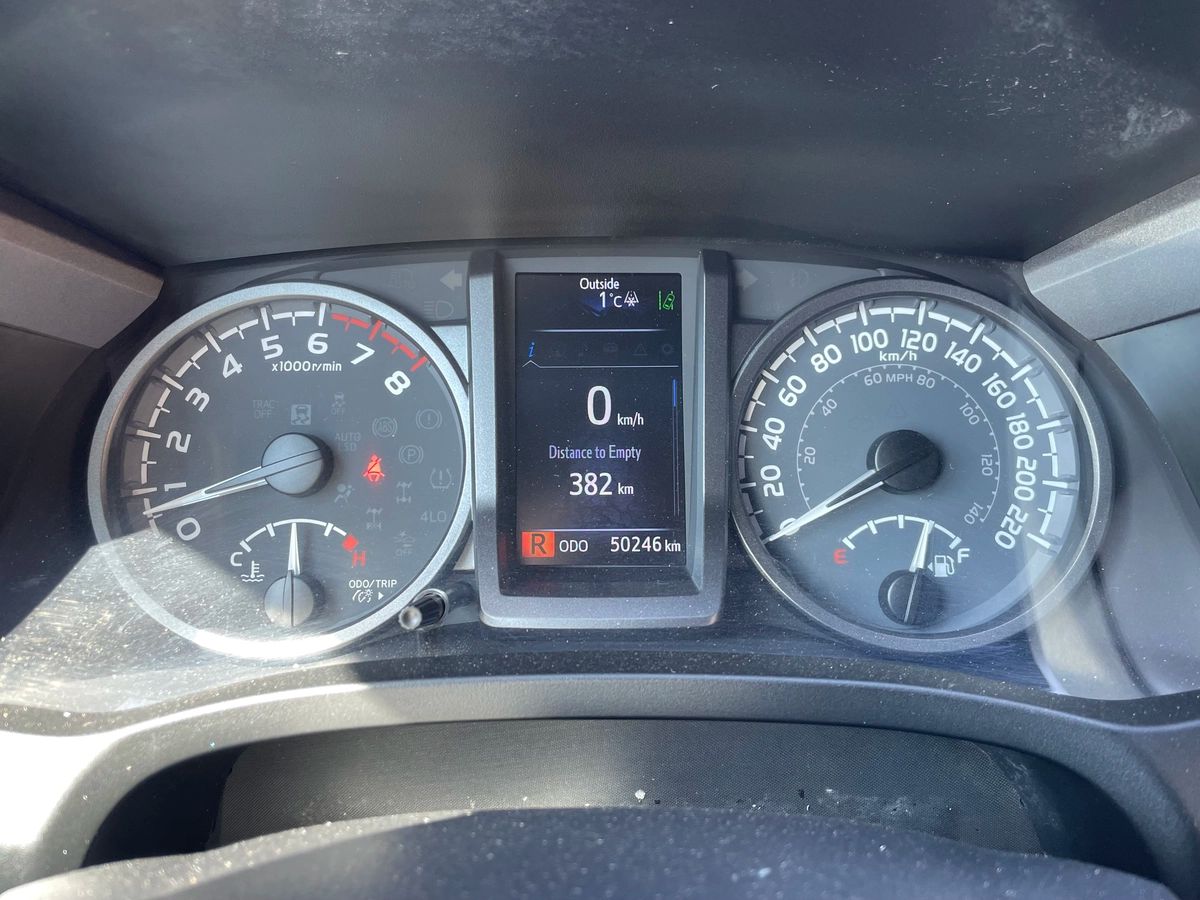 2022 Toyota Tacoma - Image 10