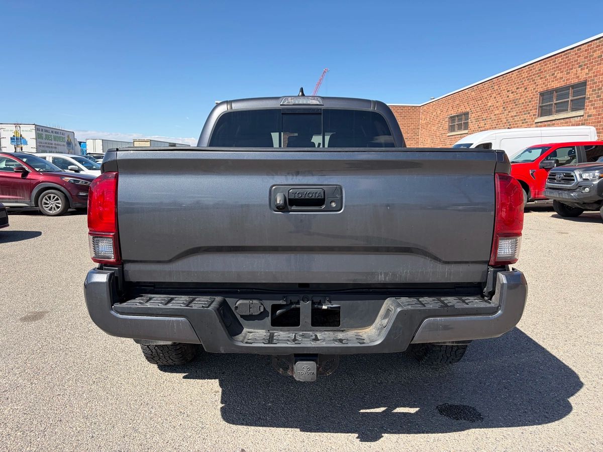 2022 Toyota Tacoma - Image 7