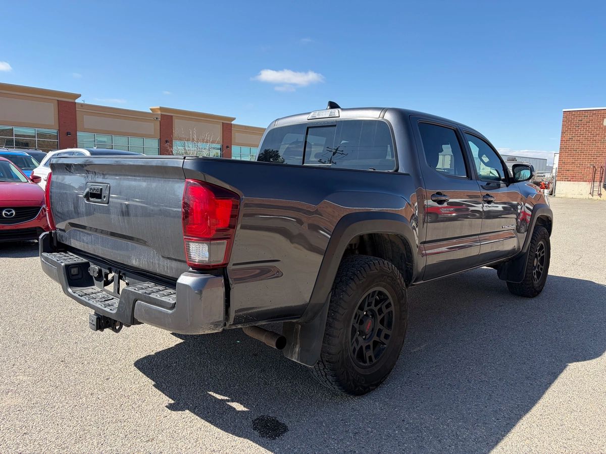 2022 Toyota Tacoma - Image 6