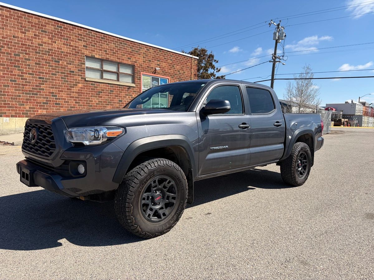 2022 Toyota Tacoma - Image 4