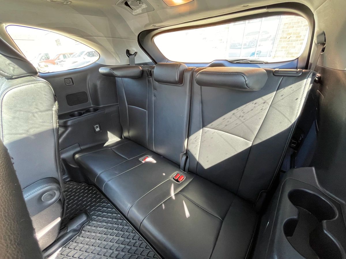 2022 Toyota Highlander Hybrid - Image 18